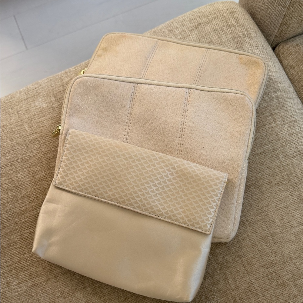 NEW!! Set of 3 Bvlgari Beige Travel Pouch Set